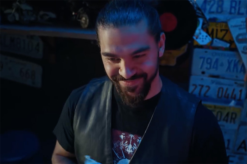 Piotr in the trailer for The Floor